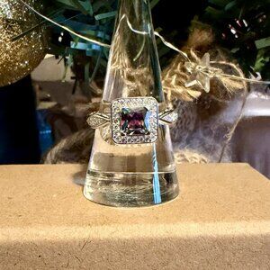 listing-status-banner